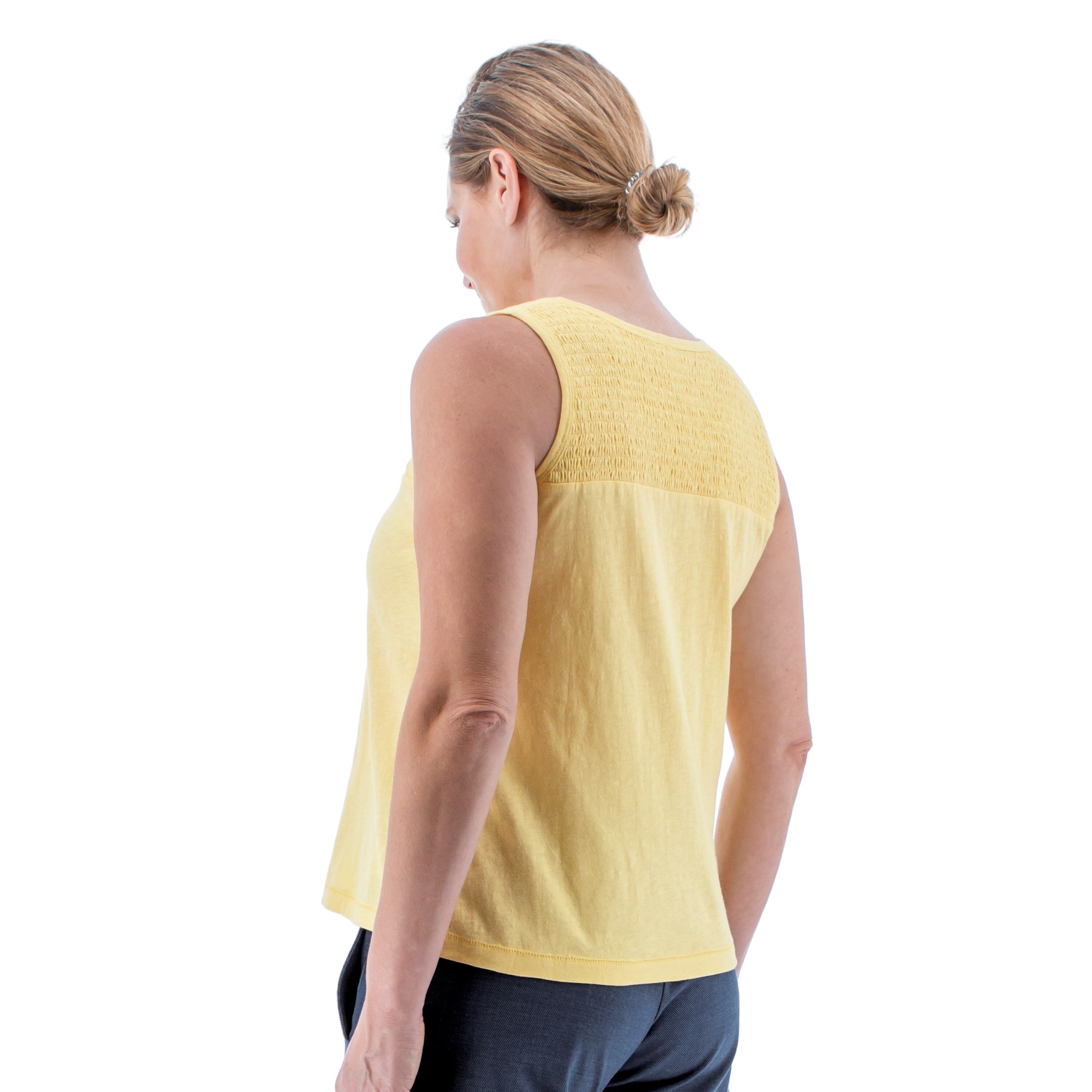 Aventura-Women_27s-Essex-Smocked-Tank-Top_53810119-4291-45bc-8098-7bd8da309646 1282079588